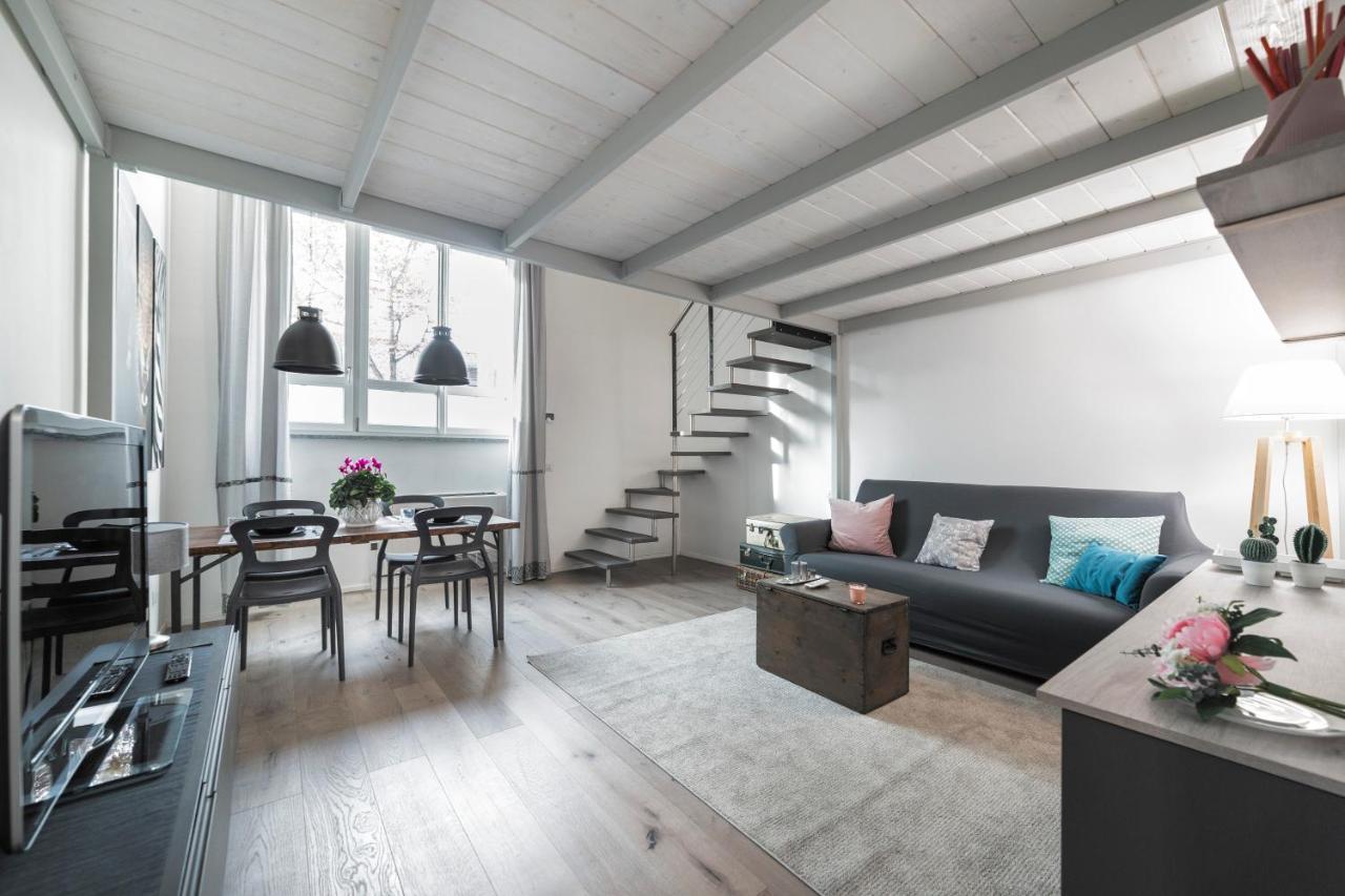 La Pampa New & Fully Refurbished Apt Apartment Milan